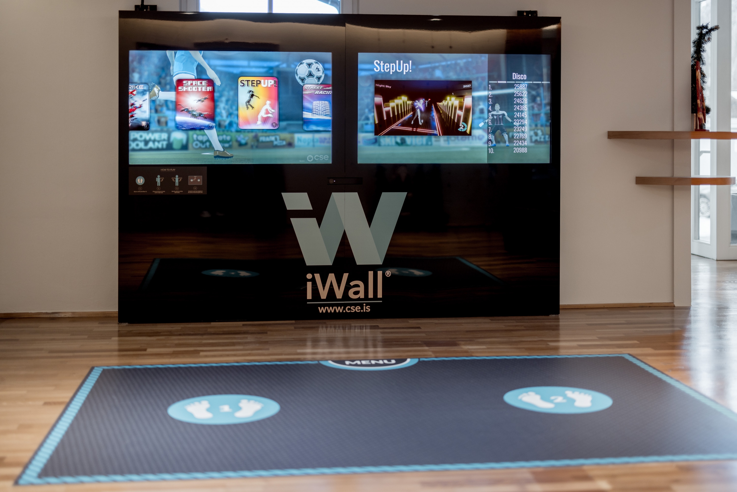 Kids Club im Hotel Das Central in Sölden - iWall für interaktive Spiele Kids Club im Hotel Das Central in Sölden - iWall für interaktive Spiele