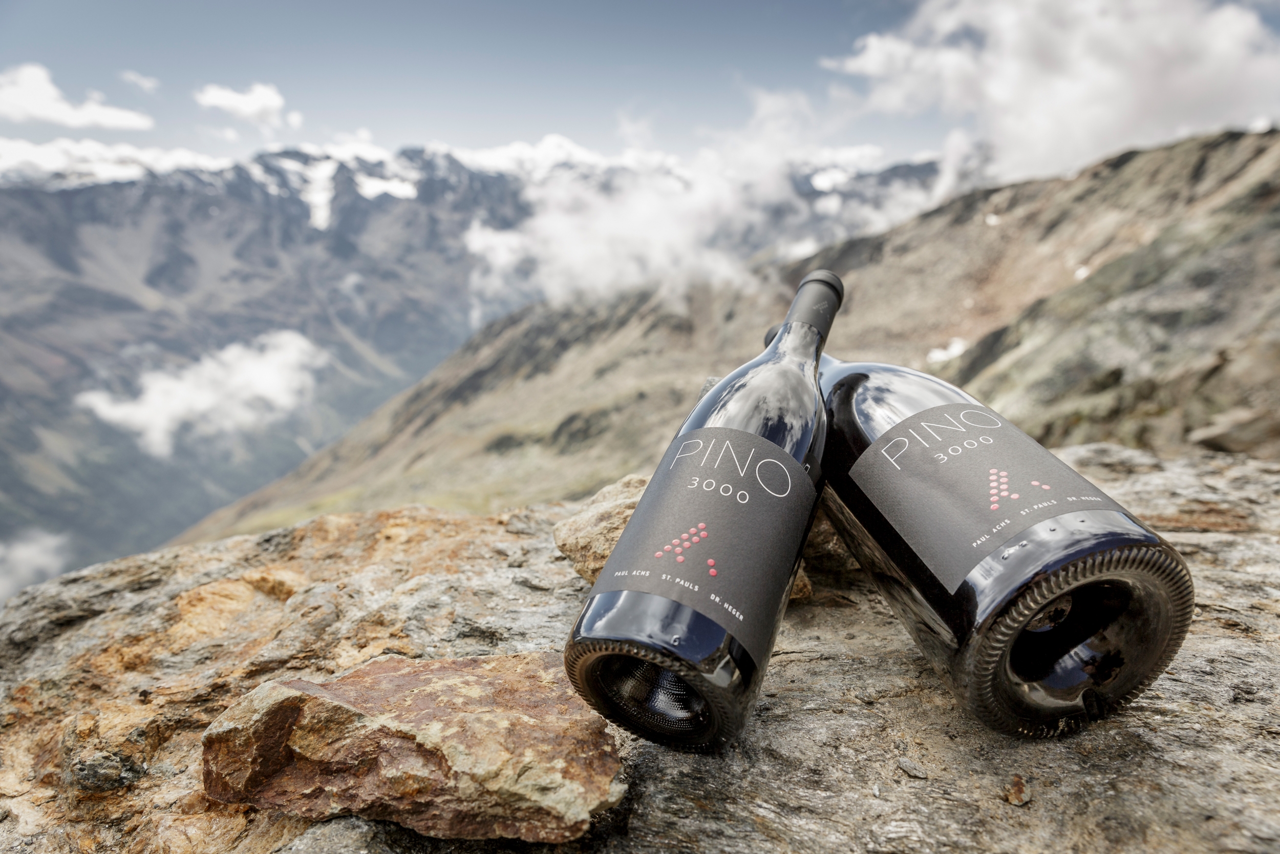 PINO 3000 Drei-Länder-Wein vom 5-Sterne Hotel Das Central in Sölden – Cuvée aus Österreich, Italien und Deutschland