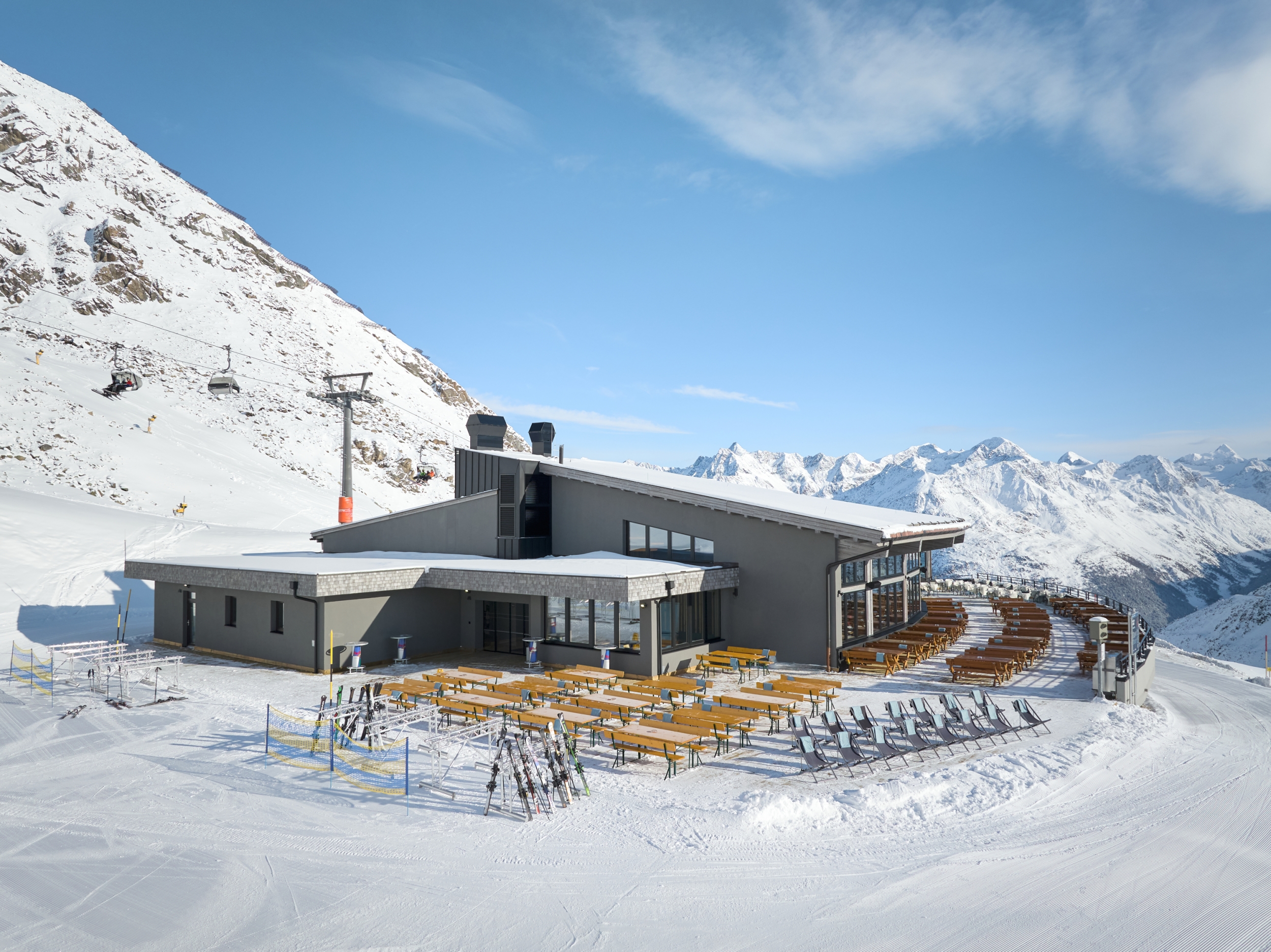 Restaurant Schwarzkogl im Skigebiet von Sölden - hosted by AREA 47