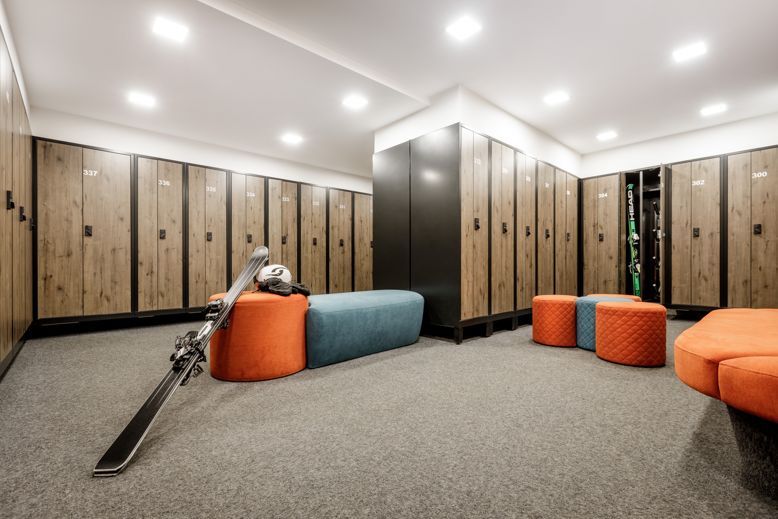 Skidepot im Hotel Das Central für komfortablen Skiurlaub in Sölden