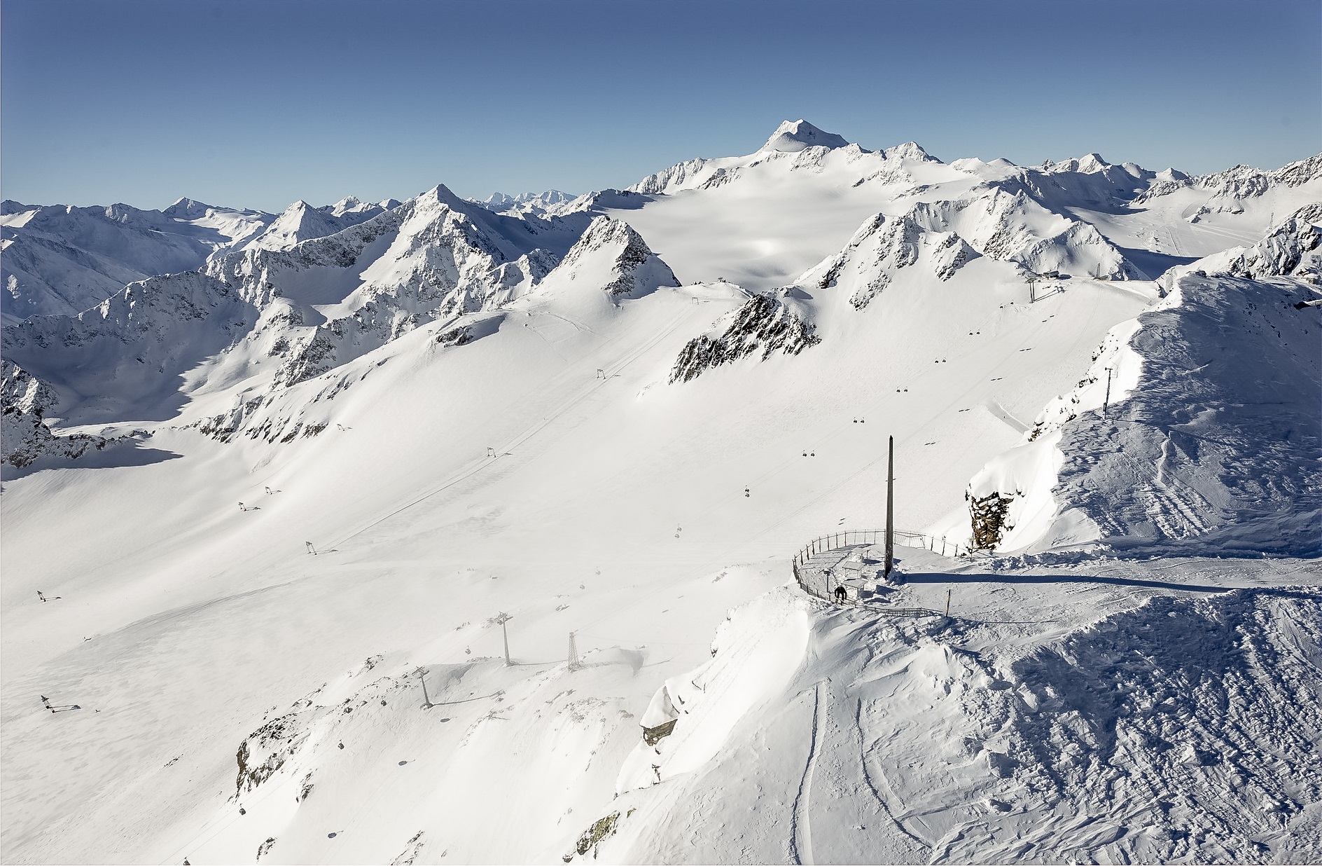BIG3 Naturplattform Schwarze Schneide am Rettenbachgletscher in Sölden