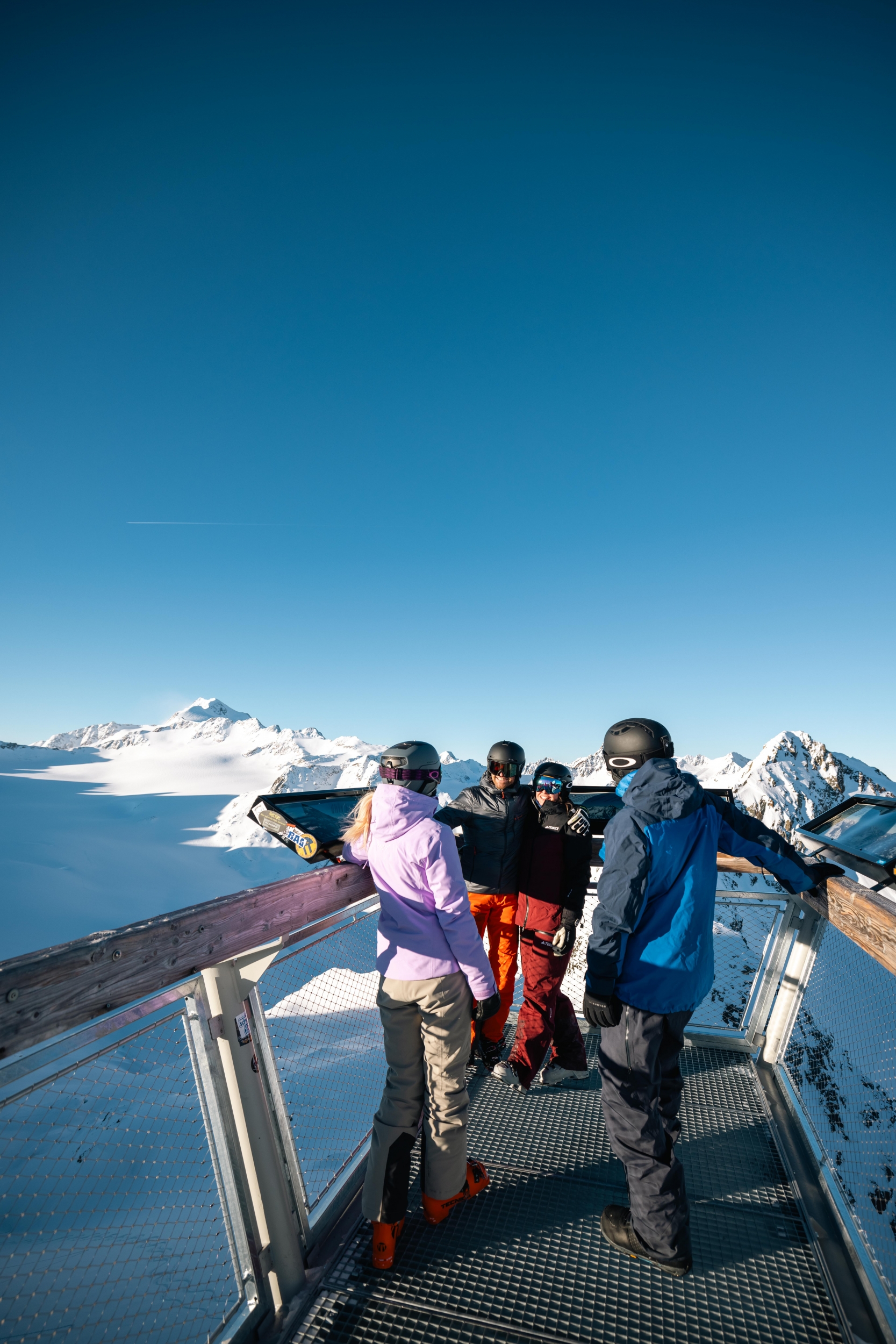 BIG3 Tiefenbachsteg im Gletscherskigebiet Sölden BIG3 Tiefenbachsteg im Gletscherskigebiet Sölden